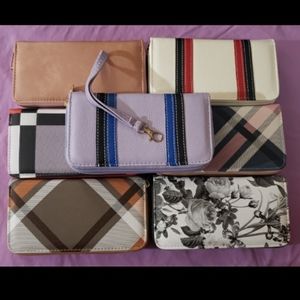 WALLET BUNDLE, 4 Wallets in Assorted Colors!